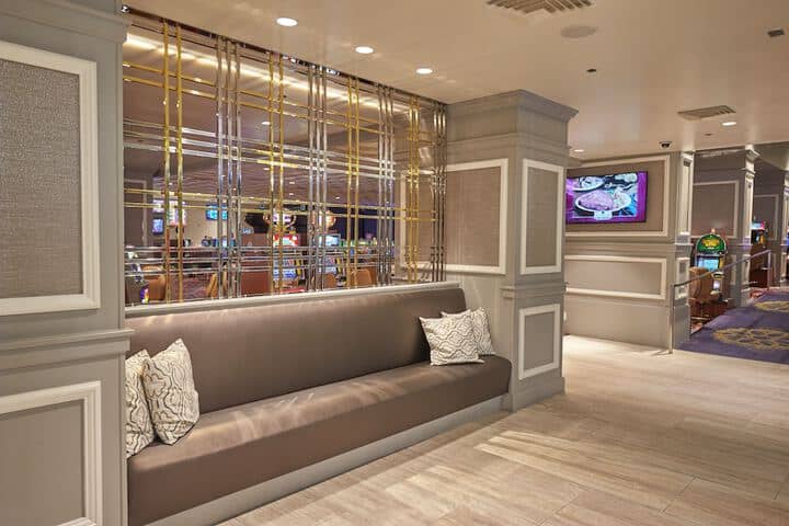 Hotel Interior 4 of 29
