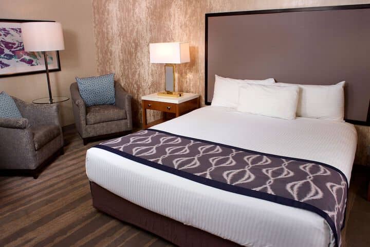 Room 7 of 29